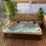 Kamelicina فيلة Vinišće