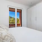 فيلة Kamelicina Vinišće