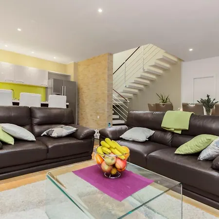 Kamelicina * Vinišće