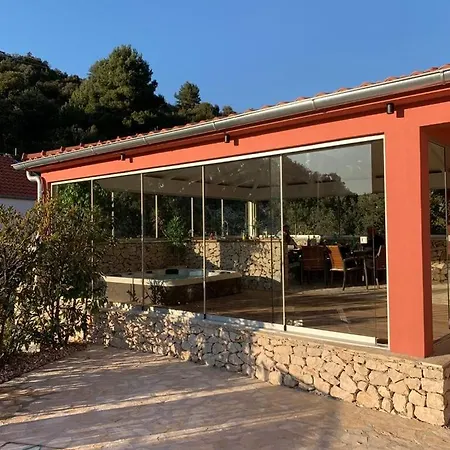 Kamelicina Vinišće