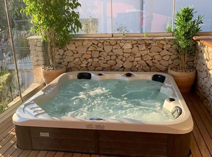 Kamelicina Villa Vinišće