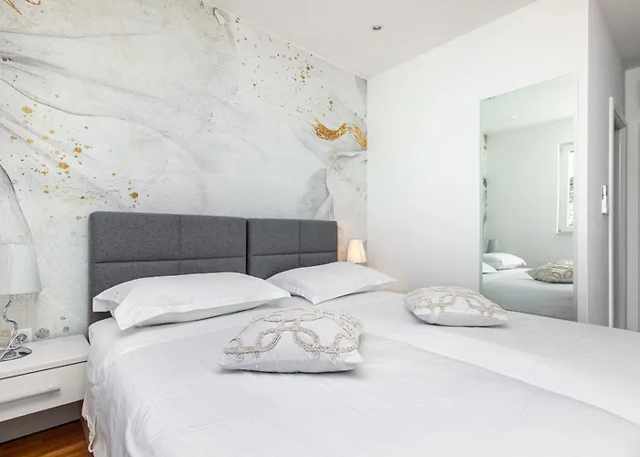 Kamelicina Villa Vinišće