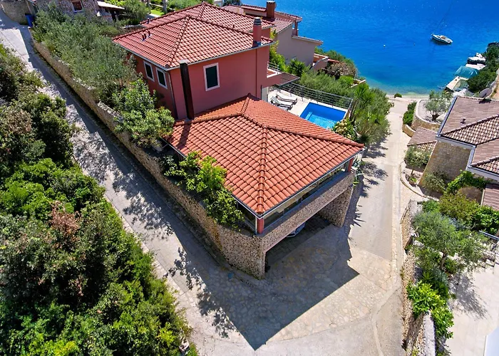 Kamelicina Villa Vinišće
