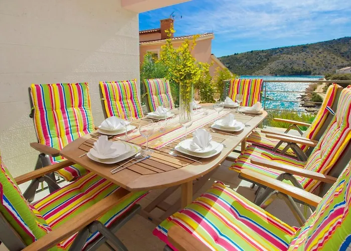 Kamelicina فيلة *