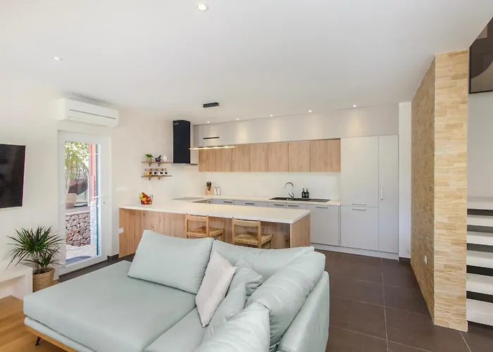 فيلة Kamelicina *